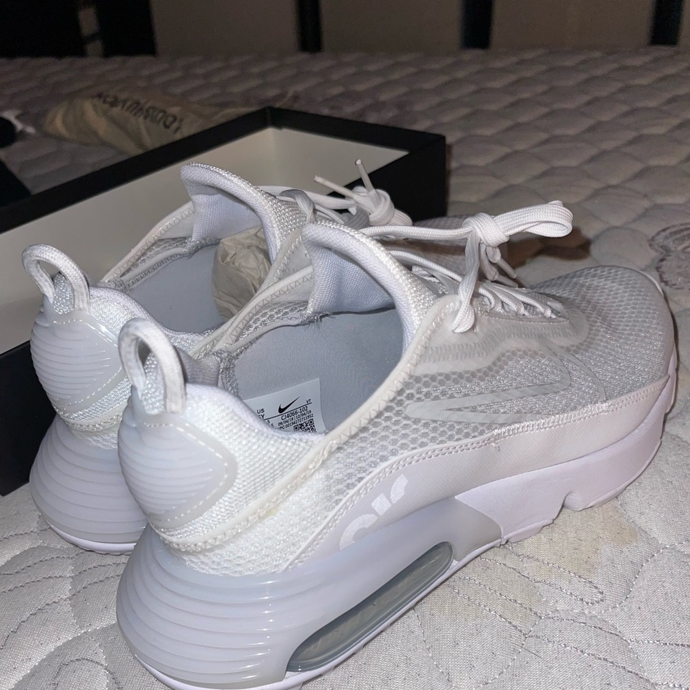 Women Airmax 2090